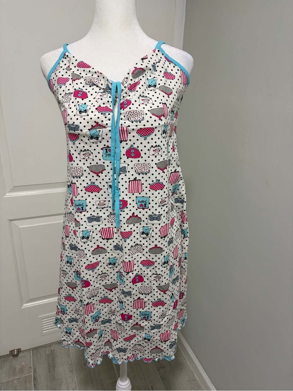 NWT Women’s Cream Sleep 100% Cotton Chemise with Pink & Blue Print
